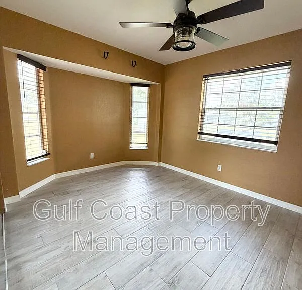 27019 Shanahan Ln — Photo 27