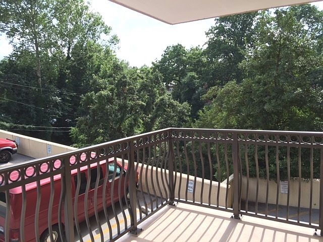 1st image of 2030 N Adams St APT 609