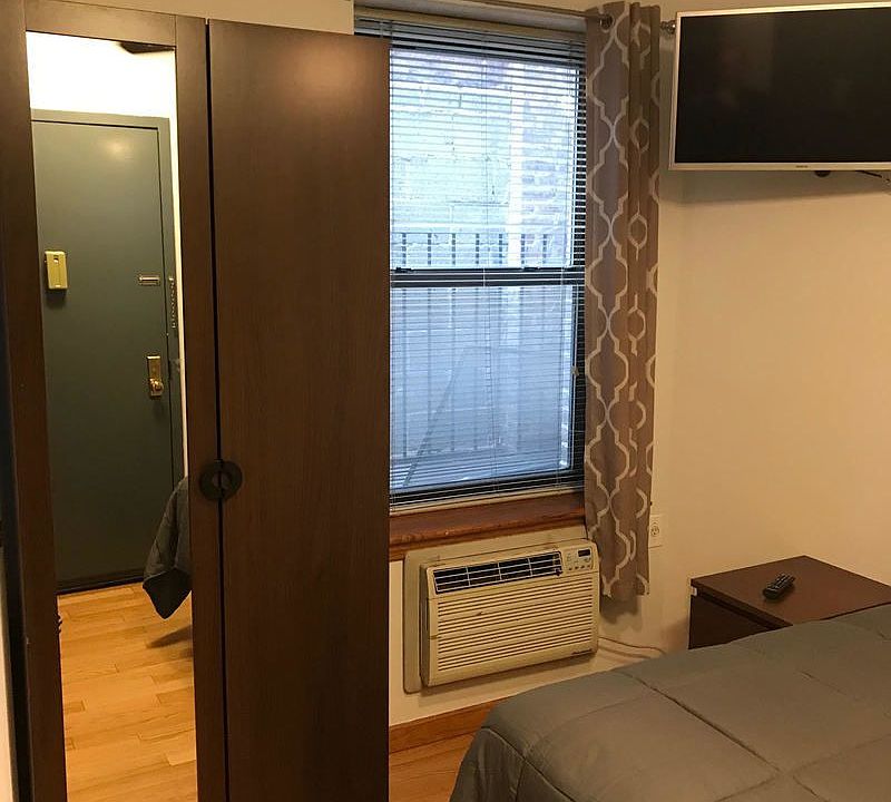 2nd image of 138 E 31st St APT 21