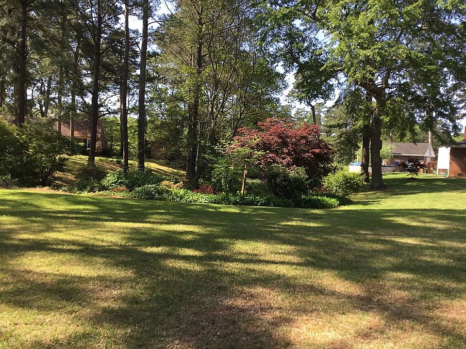 2nd image of 416 Leavell Rd