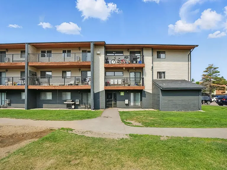403 Pendygrasse Rd — Photo 22