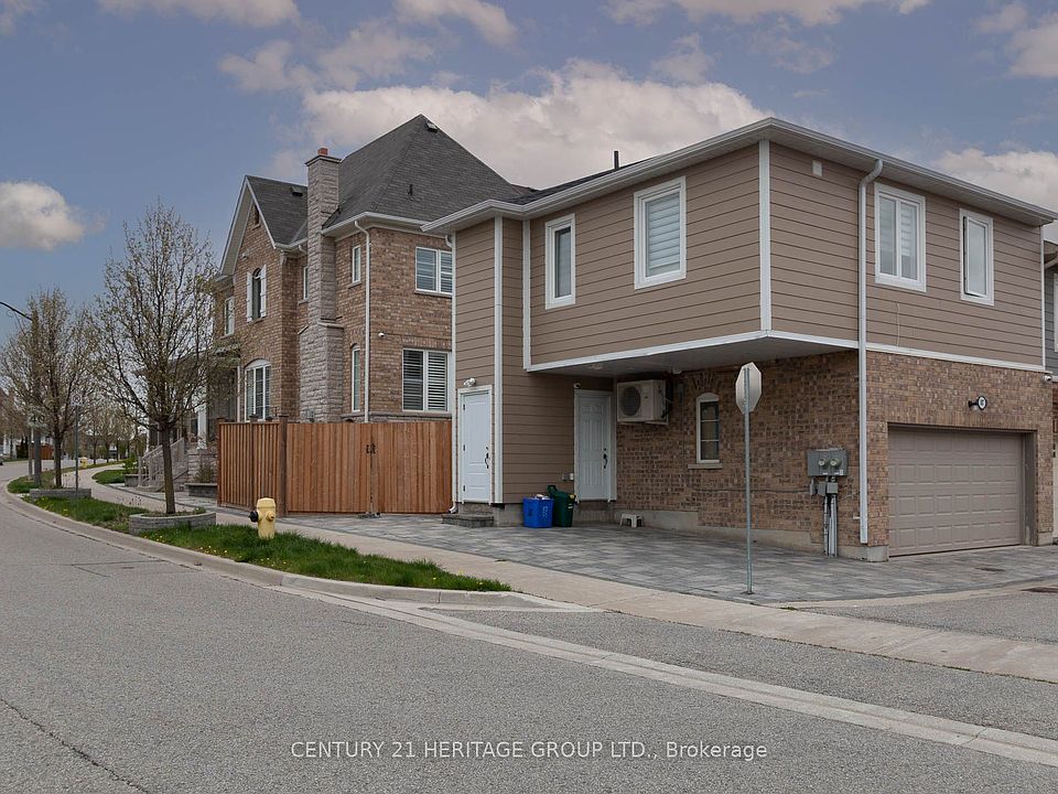 1st image of 107 Lawrence Pilkington Ave