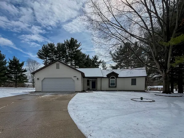 1610 N Sommer Ln, Crawfordsville, IN 47933