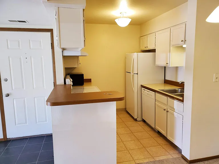 4660 White Rock Cir #1 — Photo 5