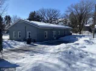 1402 1st St, Princeton, MN 55371