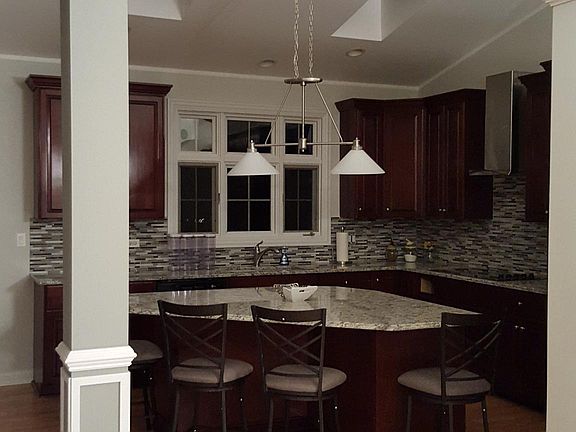 4th image of 39 Shadow Creek Cir