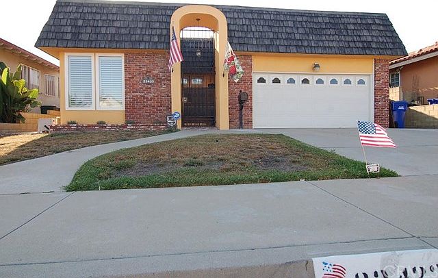 1st image of 23423 Broadwell Ave