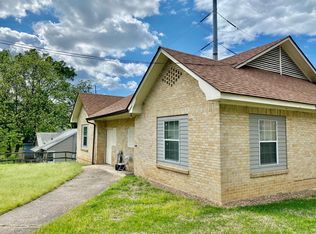 3223 W 8th St, Little Rock, AR 72204