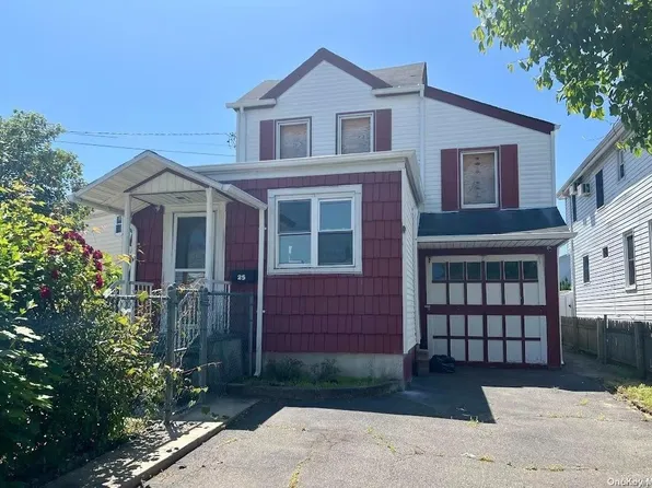 25 Davis Street, East Rockaway, NY 11518