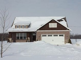 10849 E Bennington Rd, Durand, MI 48429