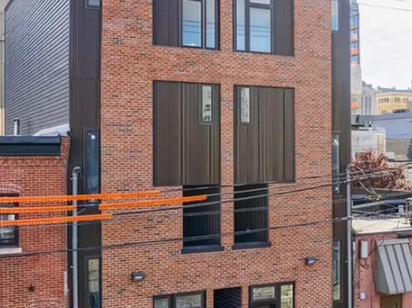 1326 Nectarine St #2, Philadelphia, PA 19123