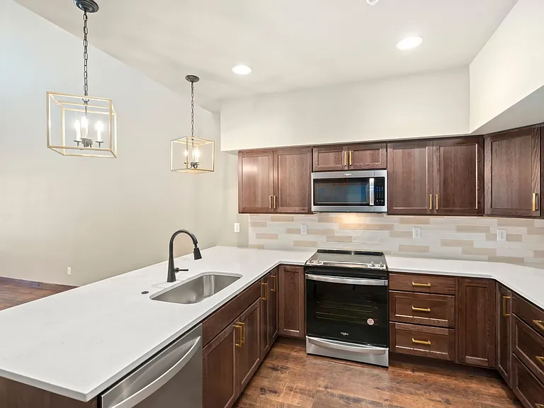 1618 Continental Peaks Cir — Photo 7