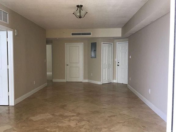 4th image of 170 SE 14th St APT 2801
