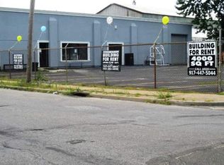 340 W Hoffman Ave, Lindenhurst, NY 11757