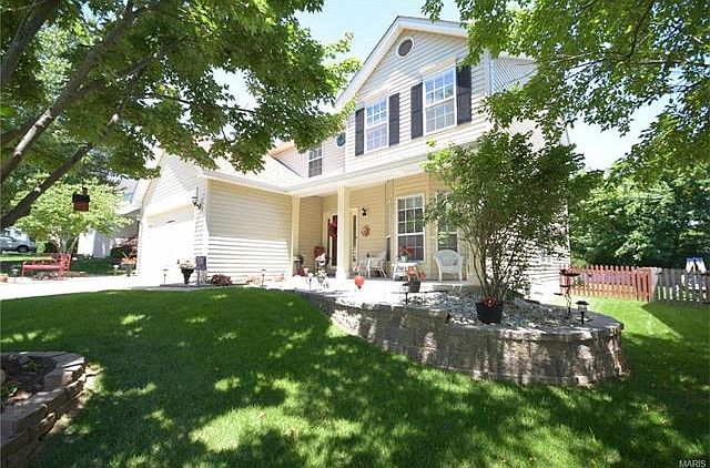1st image of 1076 Johanna Dr