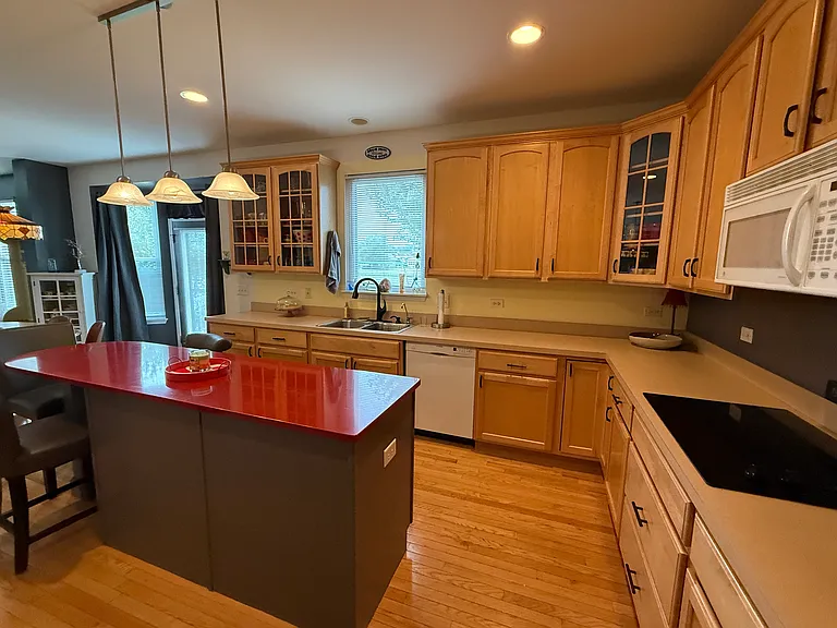 209 Rogers Way — Photo 8