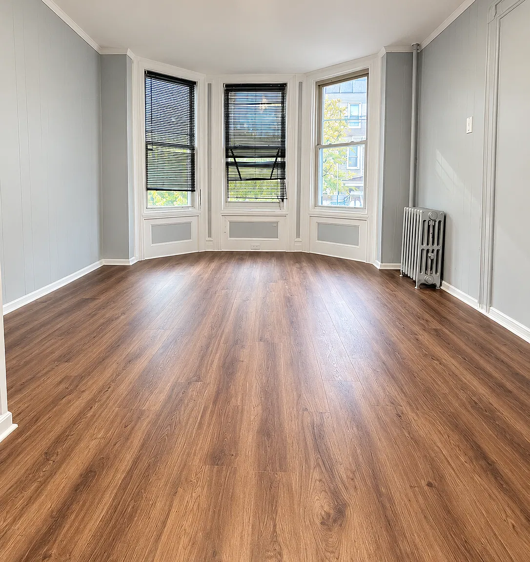 3 bed, 1.0 bath, 750 sqft, $2,250 — Photo 4