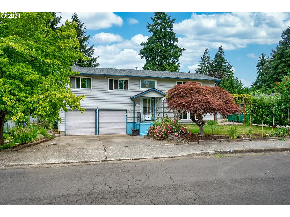 17475 SW Ivy Glenn Dr photo 1