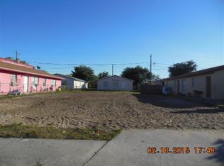 1033 W 9th St, Riviera Beach, FL 33404