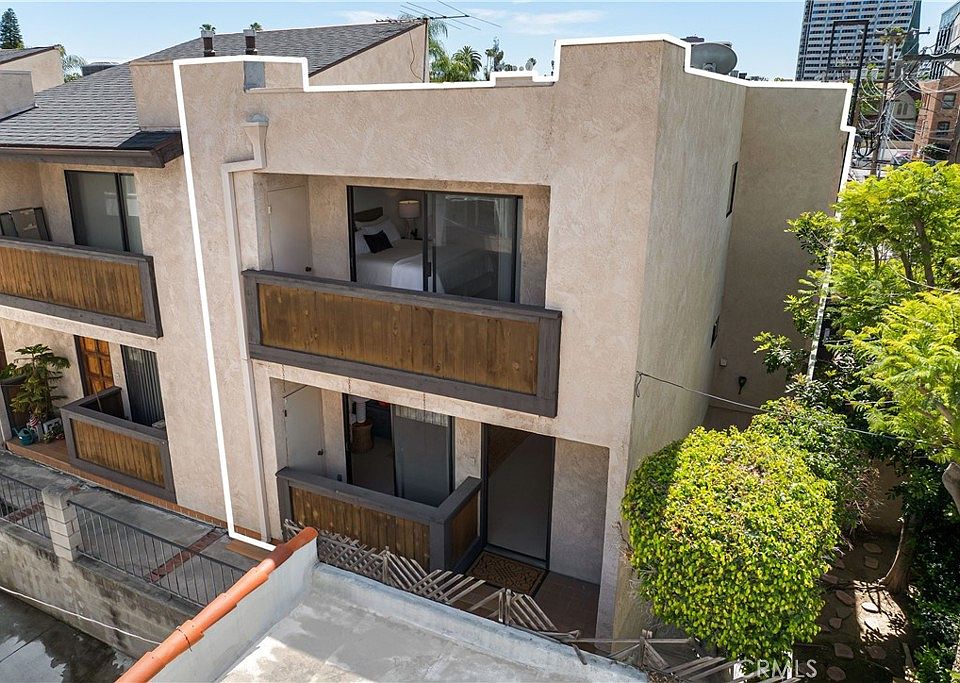 1st image of 1137 N Maryland Ave APT 5