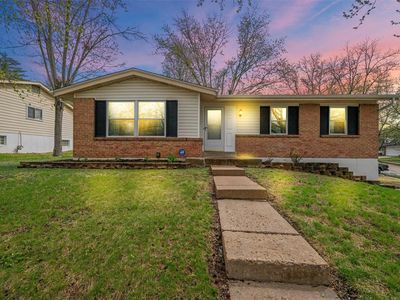 1010 Parkfield Ter, Manchester, MO, 63021