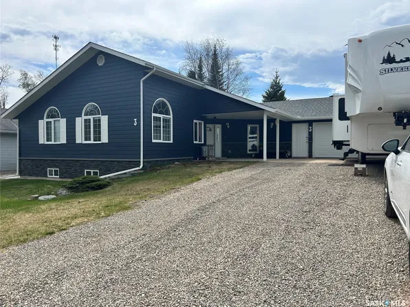 3 Falcon Place, Candle Lake, SK S0J 3E0