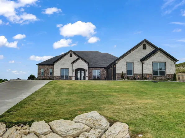 162 Pinnacle Peak Ln, Weatherford, TX 76087