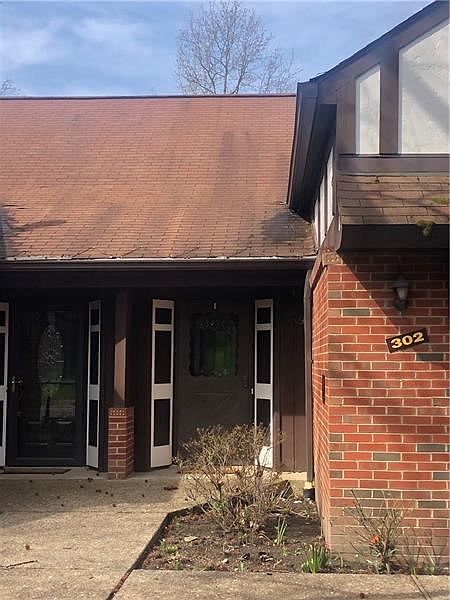 1st image of 302 Trailside Dr