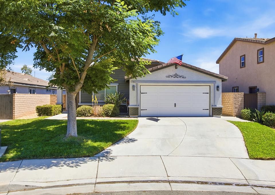 1st image of 23856 Silver Summit Ct