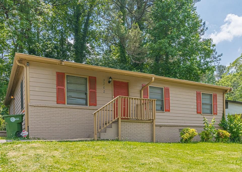 2nd image of 3762 Crosby Dr NW