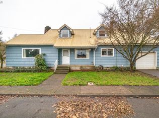 745 Dogwood St, Sweet Home, OR 97386