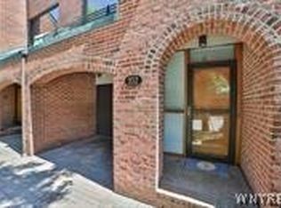 252 Rivermist Dr, Buffalo, NY