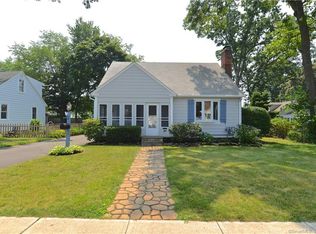 29 Austin Rd, Milford, CT 06460