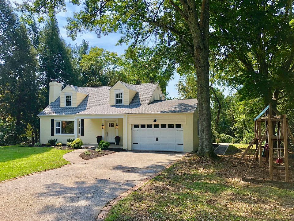 1st image of 1409 Meadowcrest Dr