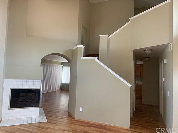 4th image of 35116 Sunnyside Dr