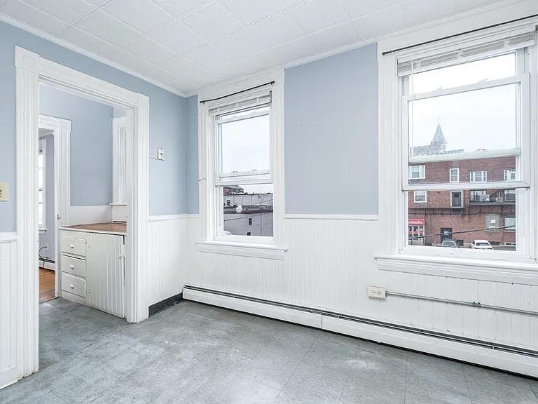 20 Cottage St #3L — Photo 7