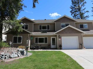 142 Laurelhurst Dr #1-D, Newport, WA 99156