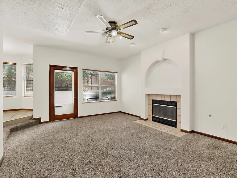 8908 Henriette Wyeth Dr NE — Photo 12