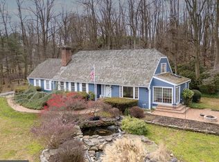 4 Oak Tree Hollow Rd, West Chester, PA 19382