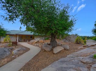 15758 Rosemont Ln, Ramona, CA 92065