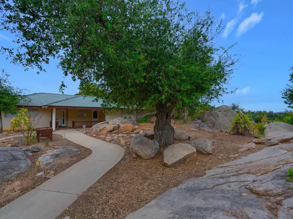 15758 Rosemont Ln, Ramona, CA 92065