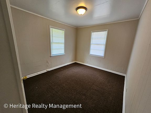 5th image of 1335 Sanford Ave