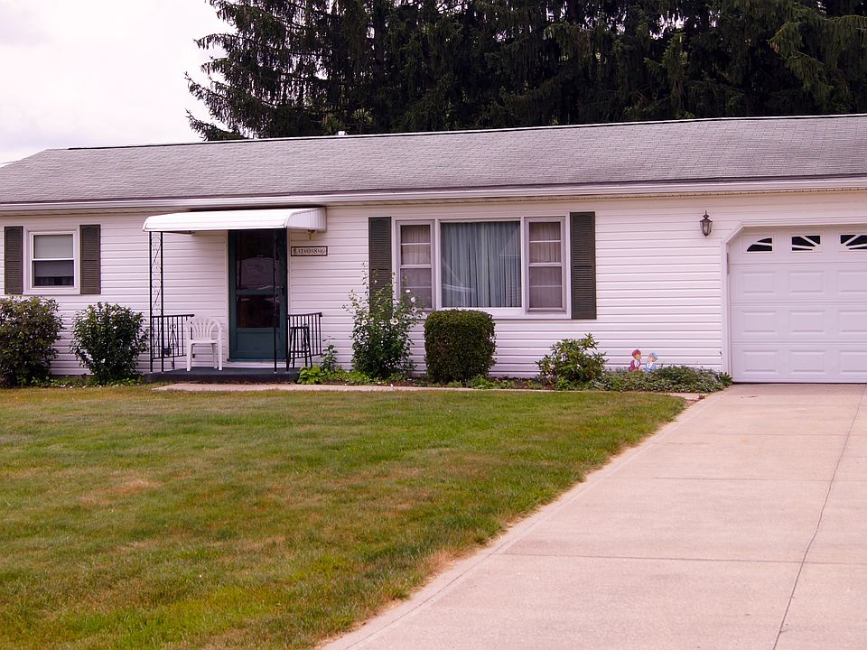 1st image of 1086 Eaton Street
