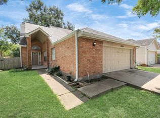 8707 Kalewood Dr, Houston, TX 77099