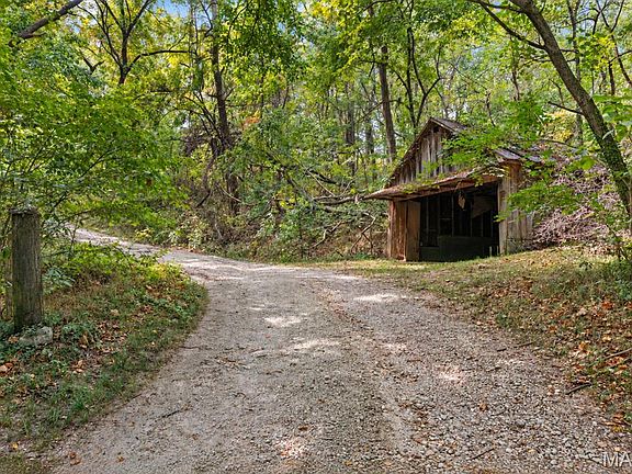 4th image of 15 Penrod Ln