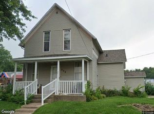 502 E Madison St, Mackinaw, IL 61755