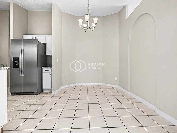 1555 Indian Oaks Trl — Photo 10