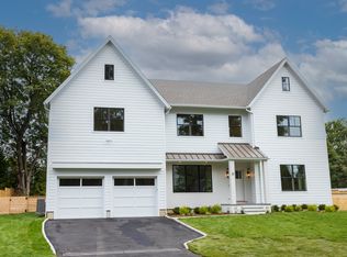 8 Fillow St, Westport, CT