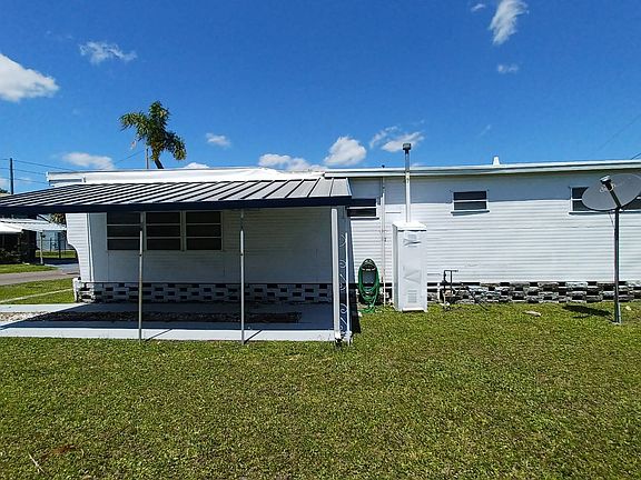 3rd image of 10549 1st Ln N