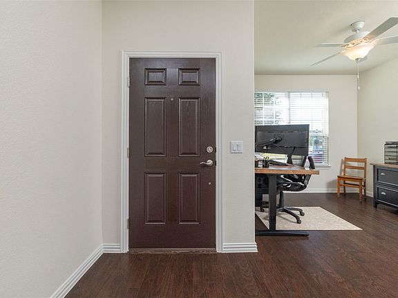 3rd image of 2504 Wallingford Dr